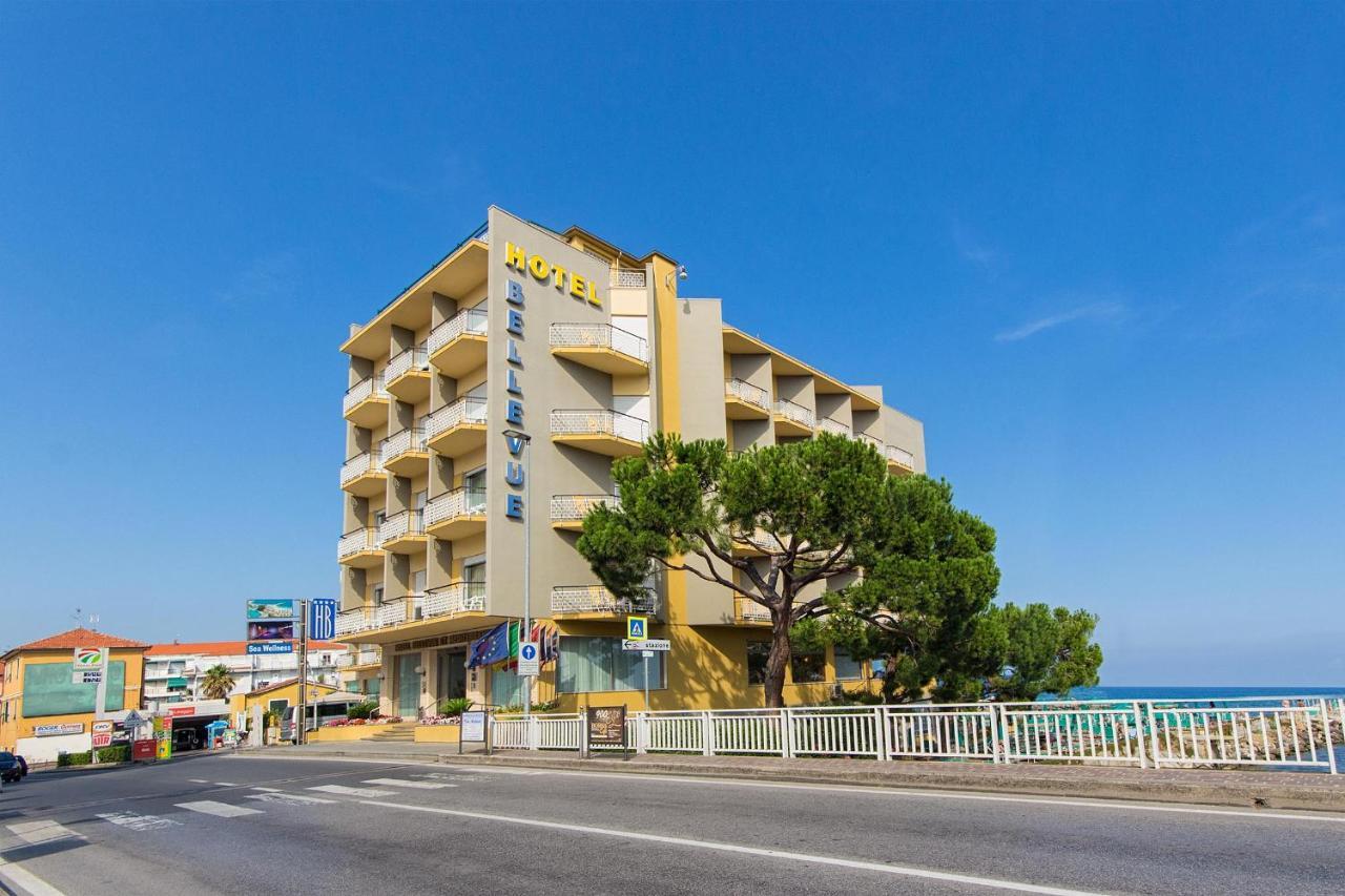 Hotel Bellevue Et Mediterranee Diano Marina Kültér fotó