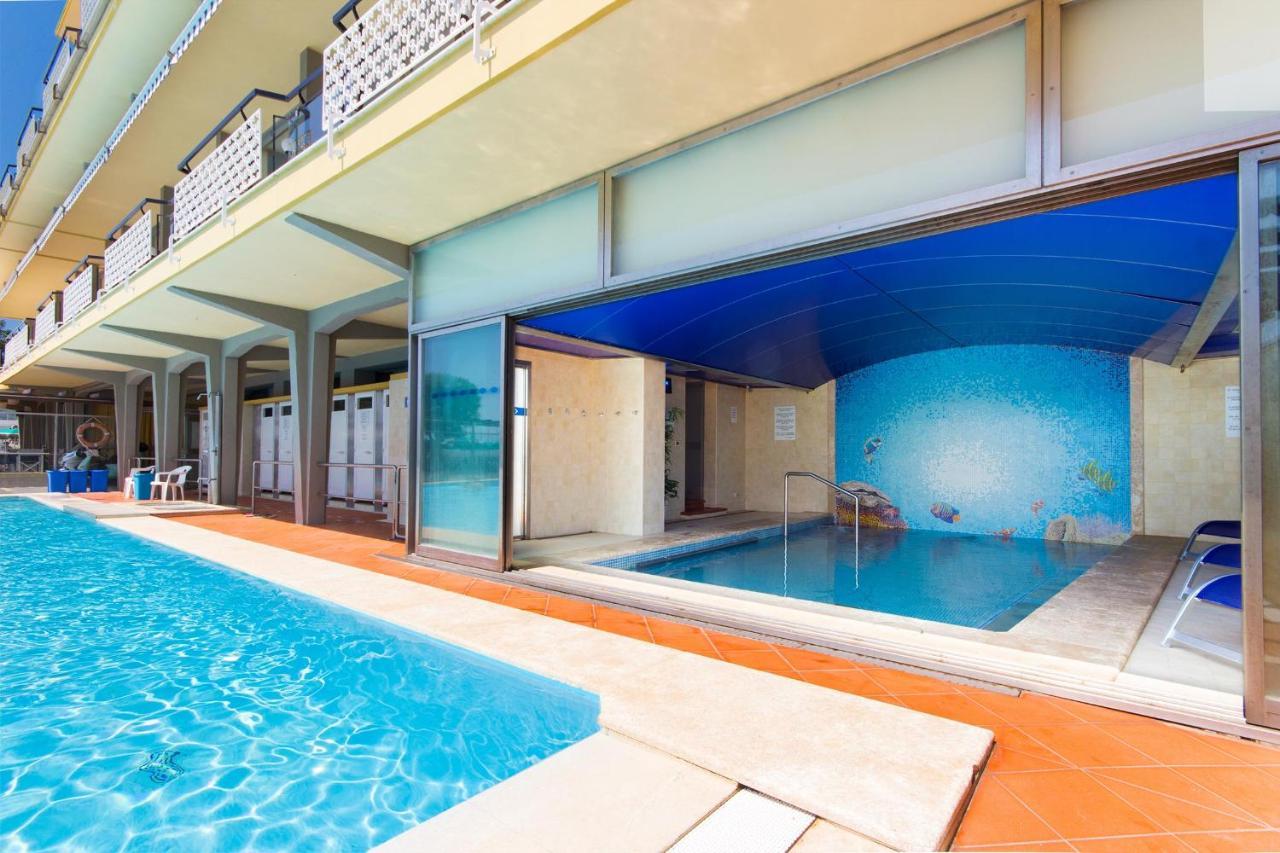 Hotel Bellevue Et Mediterranee Diano Marina Kültér fotó